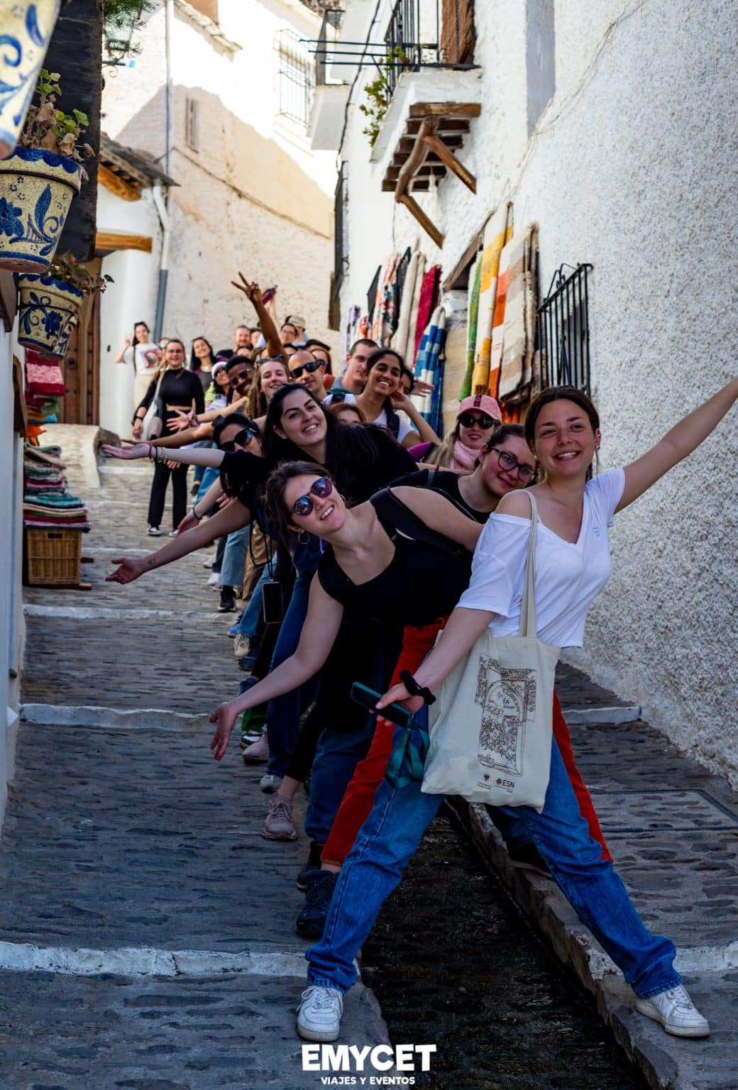 338009878_1904625613224958_7539435305302169533_n